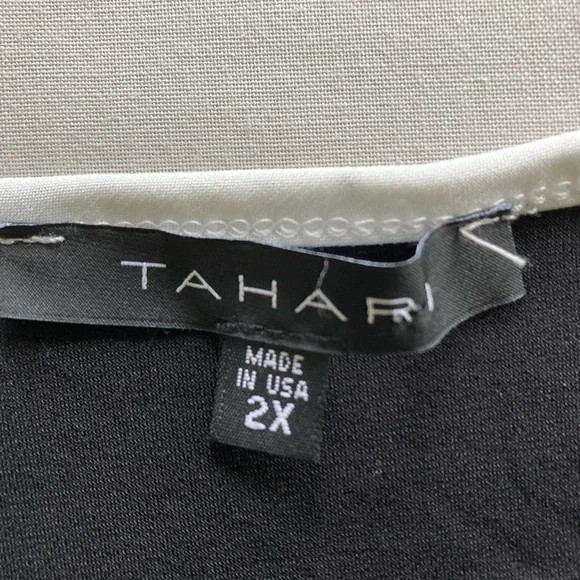 NWT Tahari USA Women’s 2X Liquid Knit Wide Leg Black & White Sleeveless Jumpsuit - Picture 6 of 9